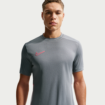 Nike Academy Men's Dri-FIT Short-Sleeve Soccer Top. Nike.com
